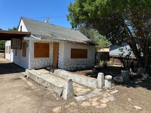 5185 Mission, Fresno, CA 93722