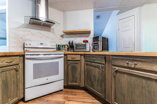 6450 HOLLYBERRY LANE NE, Winter Haven, FL 33881