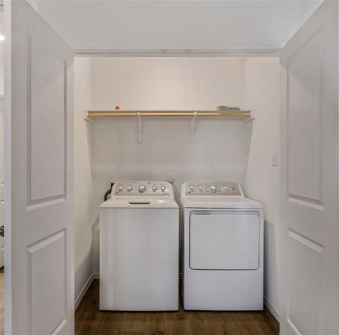 1123 Catfish LN, Bastrop, TX 78602