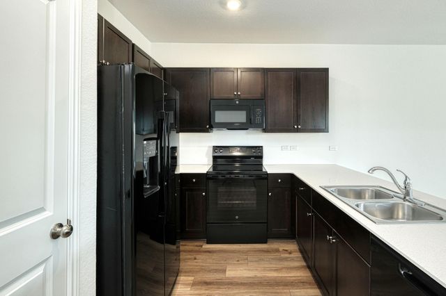 1123 Catfish LN, Bastrop, TX 78602