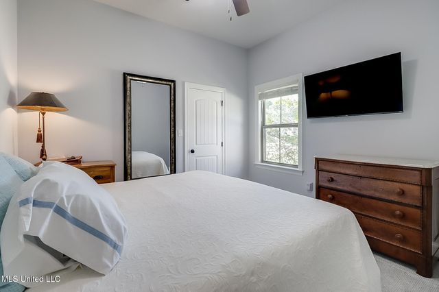 7368 N Aberdeen Drive, Pass Christian, MS 39571