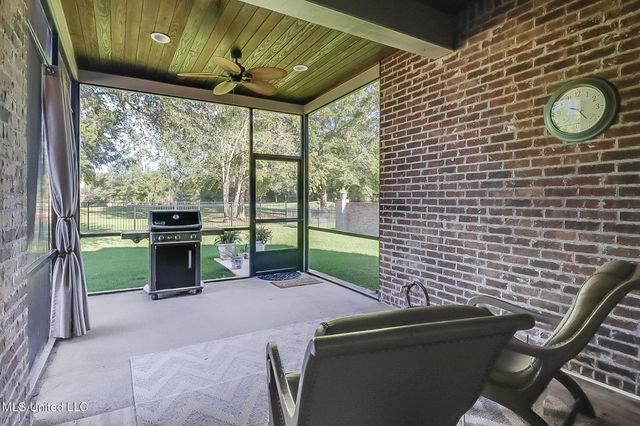 7368 N Aberdeen Drive, Pass Christian, MS 39571