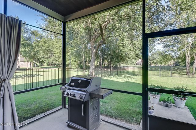 7368 N Aberdeen Drive, Pass Christian, MS 39571