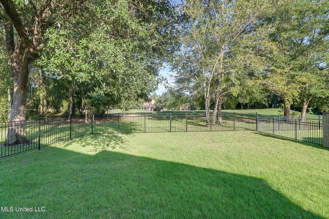 7368 N Aberdeen Drive, Pass Christian, MS 39571