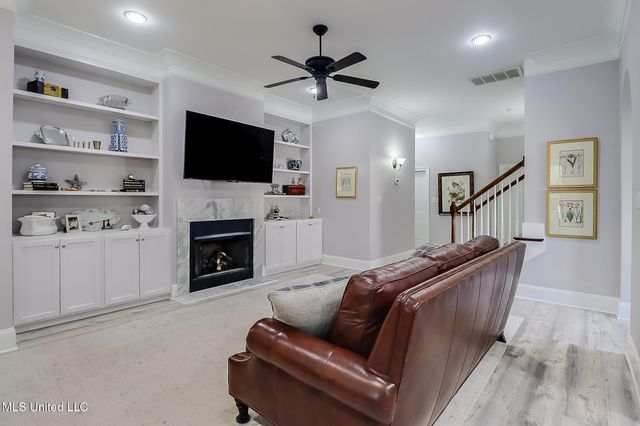 7368 N Aberdeen Drive, Pass Christian, MS 39571