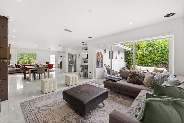 721 Bird Rd, Coral Gables, FL 33146