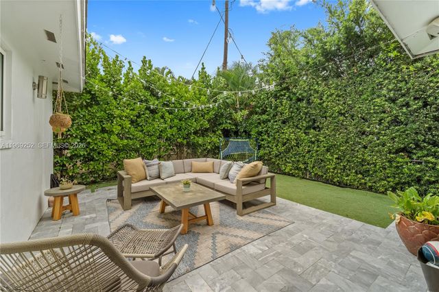 721 Bird Rd, Coral Gables, FL 33146