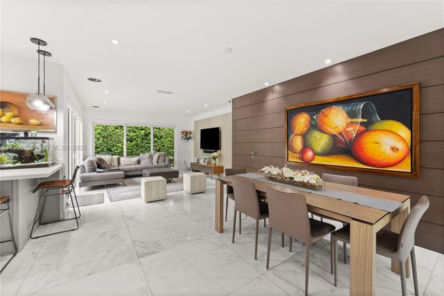 721 Bird Rd, Coral Gables, FL 33146