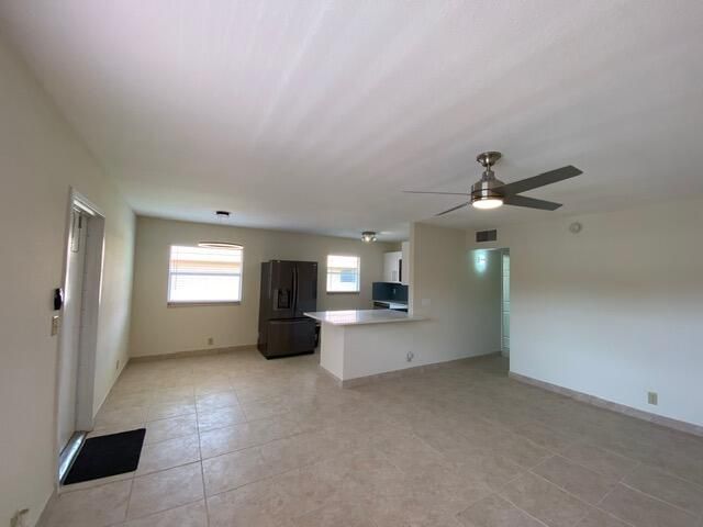 668 Saxony Place N, Delray Beach, FL 33446