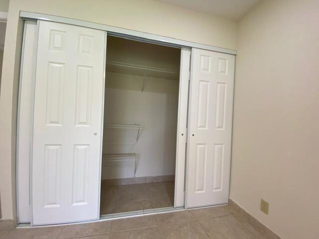 668 Saxony Place N, Delray Beach, FL 33446