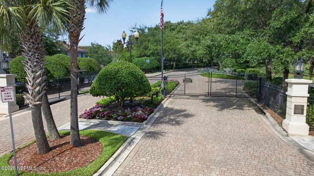 2358 RIVERSIDE Avenue 105, Jacksonville, FL 32204