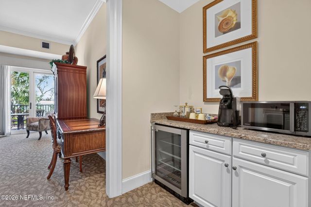 2358 RIVERSIDE Avenue 105, Jacksonville, FL 32204