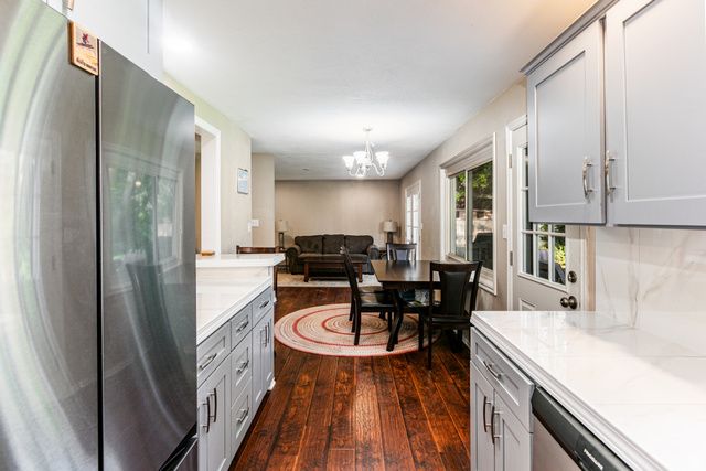 602 E 5600 S, Murray, UT 84107