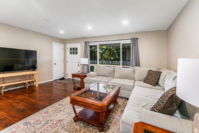 602 E 5600 S, Murray, UT 84107