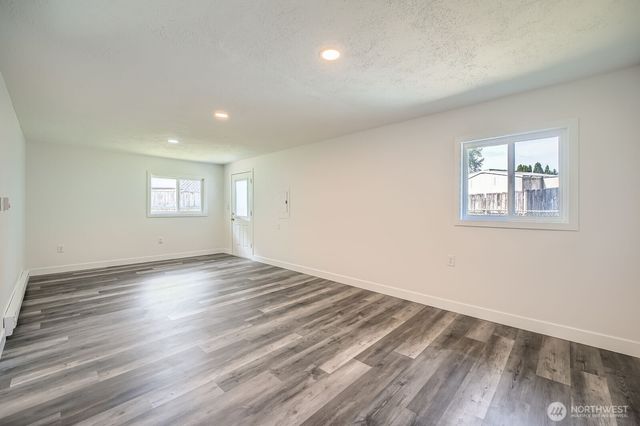 10985 SE 225th Street, Kent, WA 98031