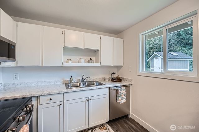 10985 SE 225th Street, Kent, WA 98031