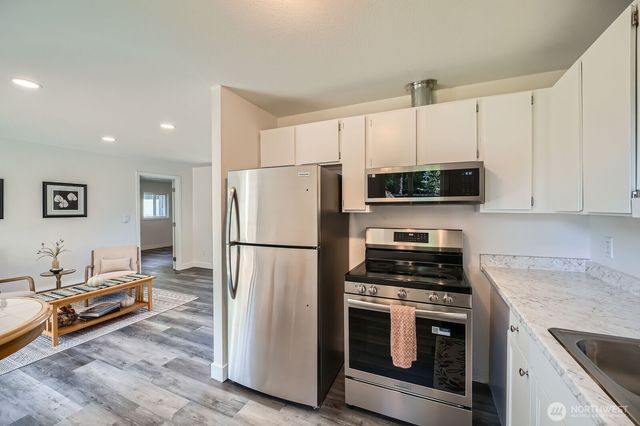 10985 SE 225th Street, Kent, WA 98031