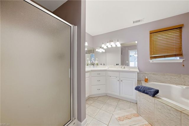 102 Berkshire BLVD, Suffolk, VA 23434