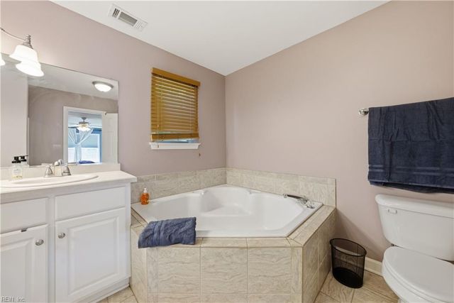 102 Berkshire BLVD, Suffolk, VA 23434