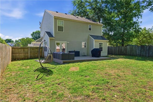 102 Berkshire BLVD, Suffolk, VA 23434