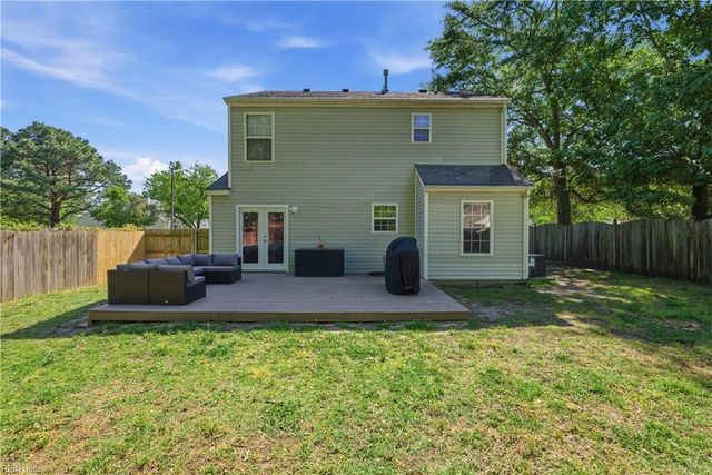 102 Berkshire BLVD, Suffolk, VA 23434