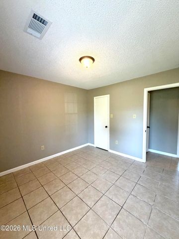 10478 French Fort Drive, Olive Branch, MS 38654