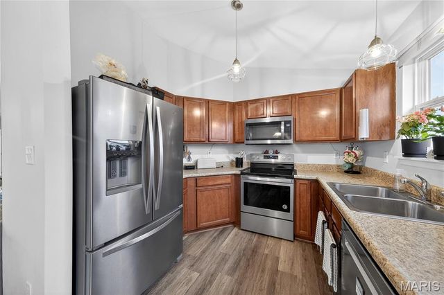 311 Burning Brook Drive, O'fallon, MO 63366