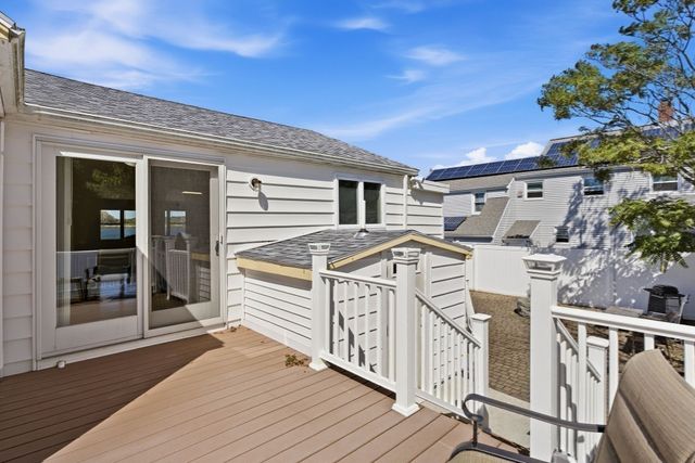 195 Mills Ave, Revere, MA 02151