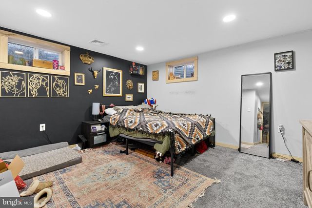 323 EDGEMONT DR, Willow Street, PA 17584