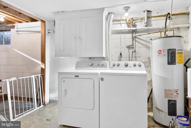 323 EDGEMONT DR, Willow Street, PA 17584