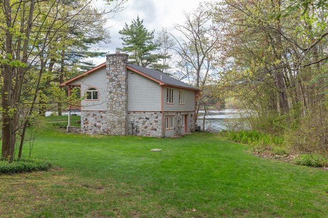 21 Hinds Lane, Pelham, NH 03076