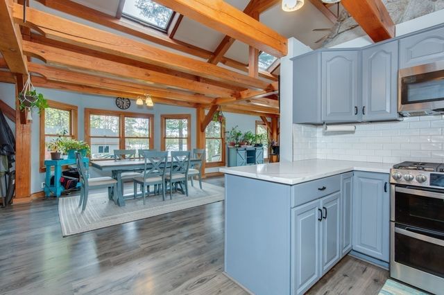 21 Hinds Lane, Pelham, NH 03076