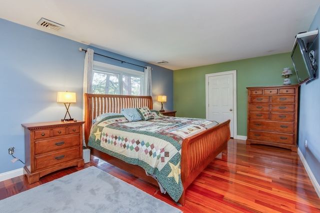 21 Hinds Lane, Pelham, NH 03076
