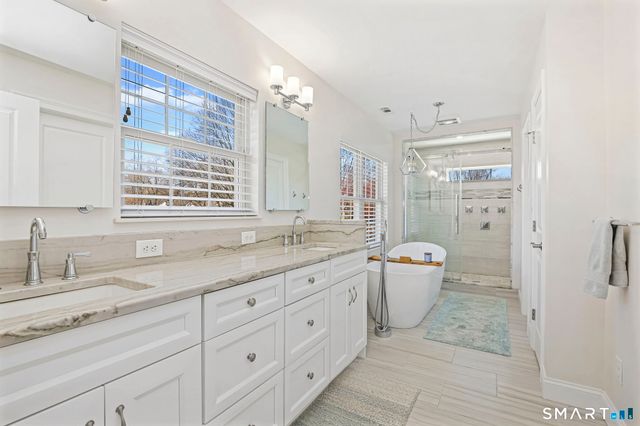 55 Arlington Road, Stamford, CT 06902