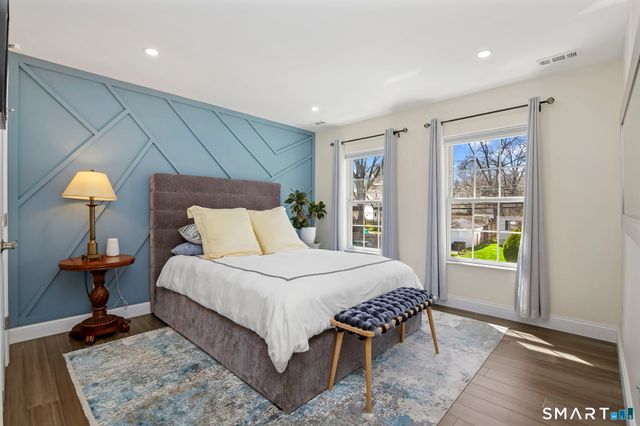 55 Arlington Road, Stamford, CT 06902