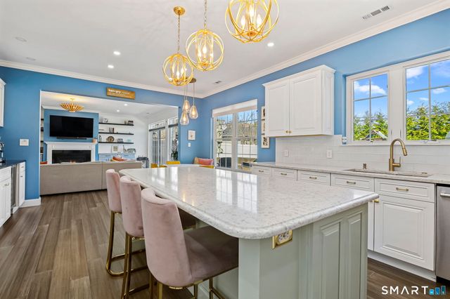 55 Arlington Road, Stamford, CT 06902