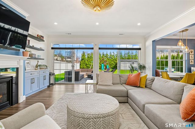 55 Arlington Road, Stamford, CT 06902