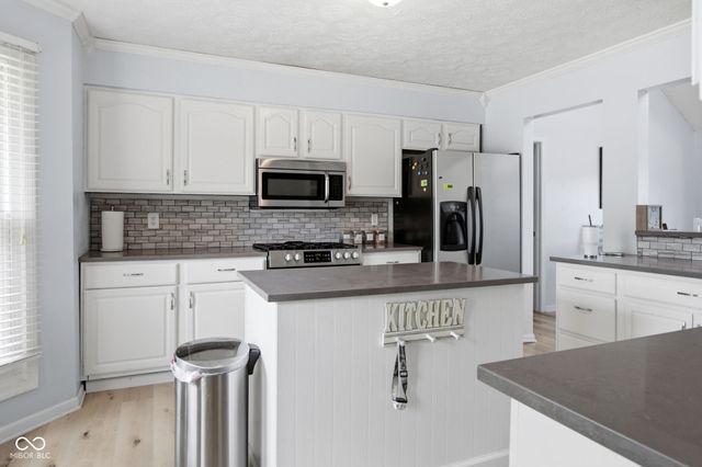 11666 Capistrano Drive, Indianapolis, IN 46236