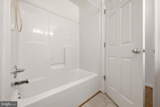 991 FRONT ROYAL PIKE, Winchester, VA 22602