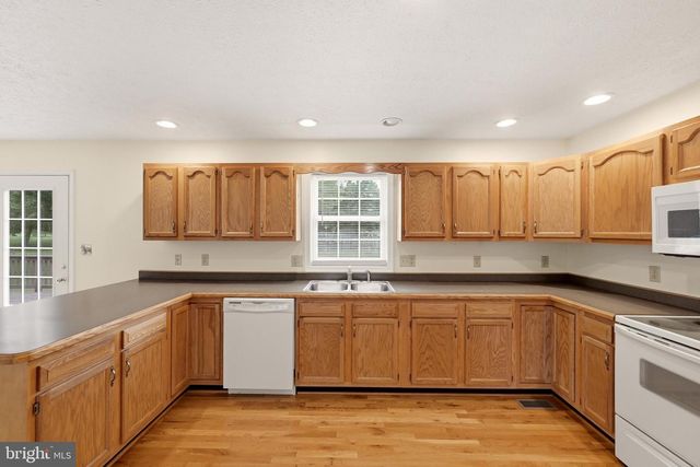 991 FRONT ROYAL PIKE, Winchester, VA 22602