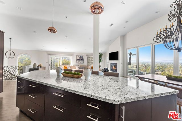 3782 Berry Drive, Studio City (los Angeles), CA 91604