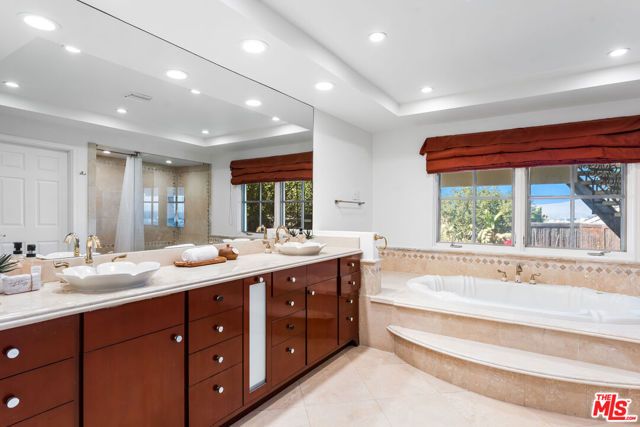 3782 Berry Drive, Studio City (los Angeles), CA 91604