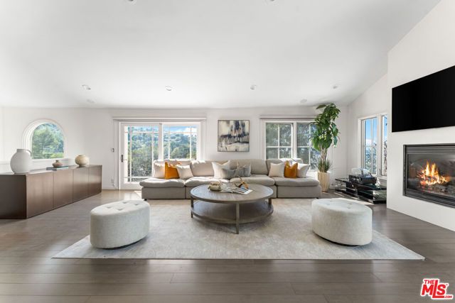 3782 Berry Drive, Studio City (los Angeles), CA 91604