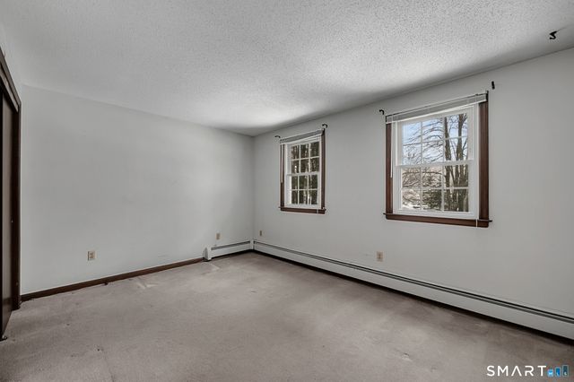 40 Homestead Lane, Avon, CT 06001