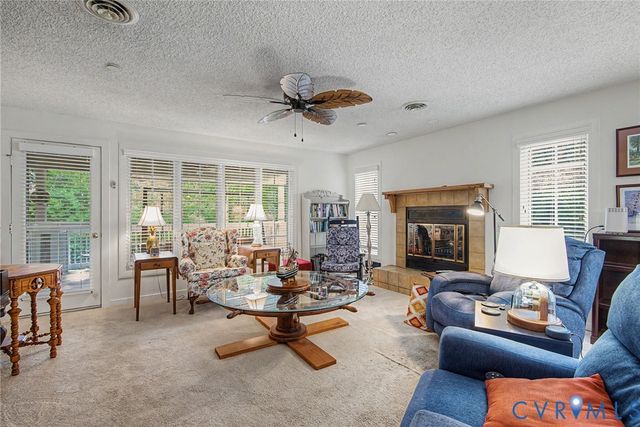36 Spinnaker Cove Dr, Midlothian, VA 23112