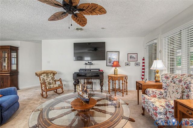 36 Spinnaker Cove Dr, Midlothian, VA 23112