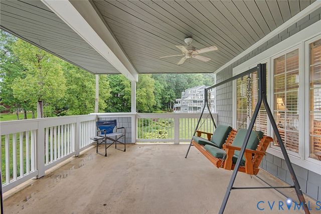 36 Spinnaker Cove Dr, Midlothian, VA 23112