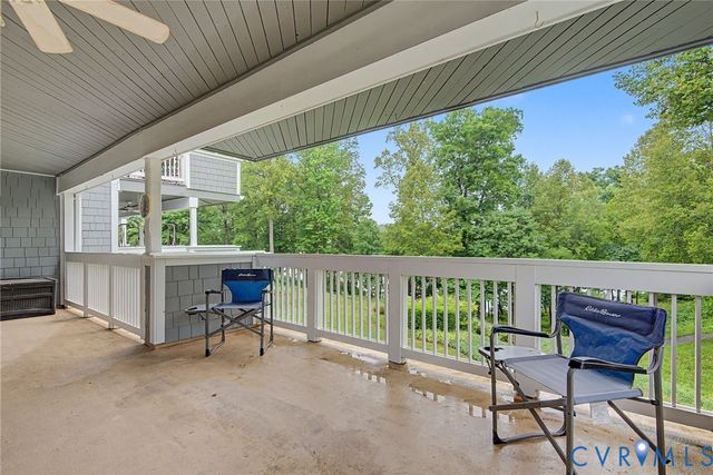 36 Spinnaker Cove Dr, Midlothian, VA 23112