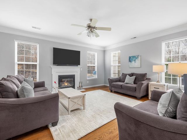 55 Killarney Lane, Greer, SC 29650