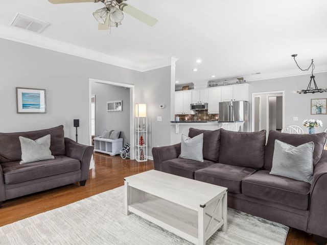 55 Killarney Lane, Greer, SC 29650